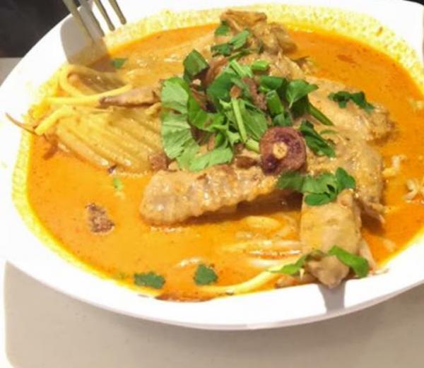 カヤトーストだけじゃない！ローカルフードが揃う「Ya Kun Kaya Toast」系列店