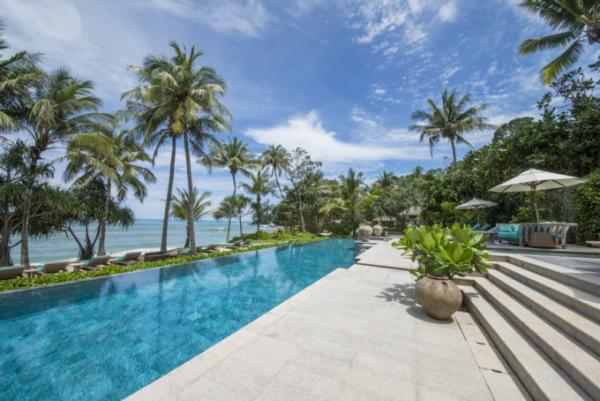 世界が認めるプーケットの最高級リゾート「トリサラ」で至福のバカンスを