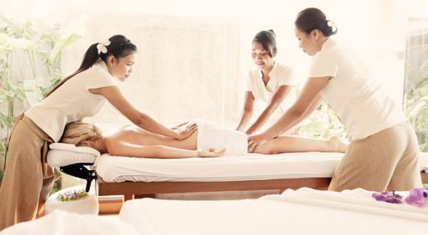 世界が認めるプーケットの最高級リゾート「トリサラ」で至福のバカンスを