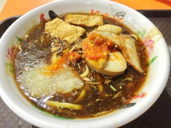 シンガポールの人気ローカル食「ローミー」の行列ができる人気店！