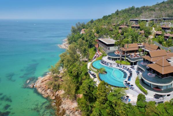 大自然に抱かれたモダンなリゾート「プルマンプーケットアルカディア」