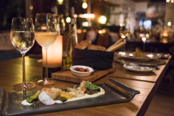 大自然に抱かれたモダンなリゾート「プルマンプーケットアルカディア」