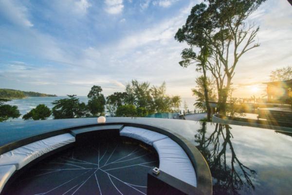 大自然に抱かれたモダンなリゾート「プルマンプーケットアルカディア」