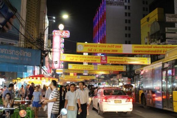 タイの奇祭！菜食と苦行の祭り「プーケット・ベジタリアン・フェスティバル」