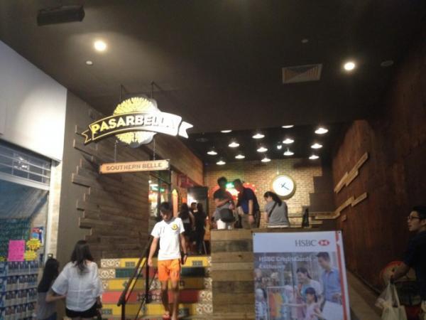 シンガポールの人気ファーマーズマーケット「パサベラ」