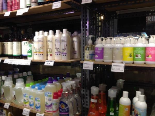 シンガポールの人気ファーマーズマーケット「パサベラ」