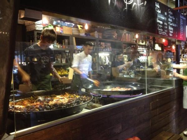 シンガポールの人気ファーマーズマーケット「パサベラ」