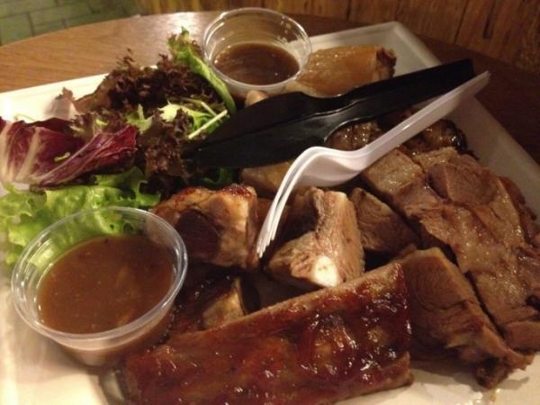 シンガポールの人気ファーマーズマーケット「パサベラ」