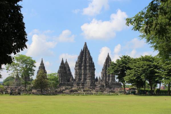 ヒンドゥー教の理解が深まる！ジョグジャカルタの世界遺産「プランバナン寺院」