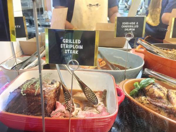 健康志向のビジネスマンに人気！シンガポールで人気のスローフードカフェ