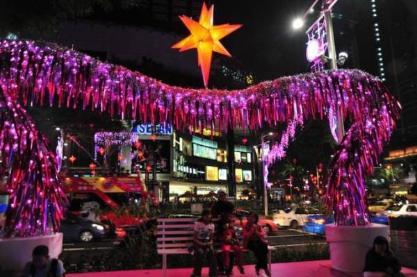 シンガポール最大のクリスマスイルミネーション「オーチャードクリスマス2016」
