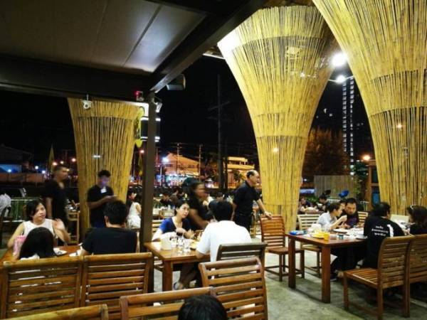 ホアヒンの必食レストラン！「アロイ@ホアヒン」の絶品トムヤムクン