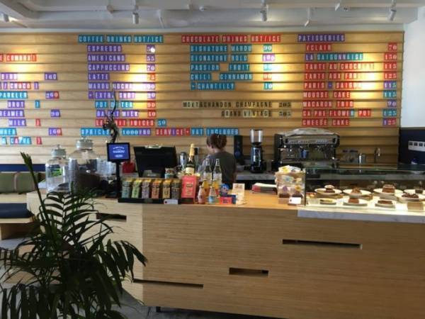 ベトナムの高級チョコレートブランド「MAROU」の直営カフェ