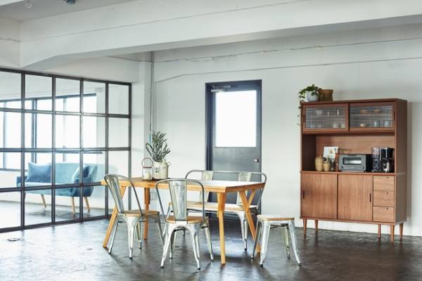 北欧×インダストリアル！「NOCE」の無料カタログでインテリアコーディネート