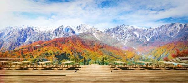 今年の紅葉はここで見るべし！標高1,289mの絶景テラス10月オープン
