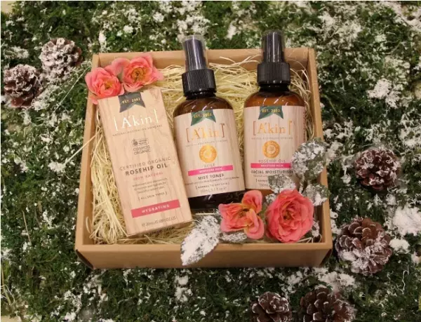 おトクなパスポート付き！「A'kin」のクリスマスギフト