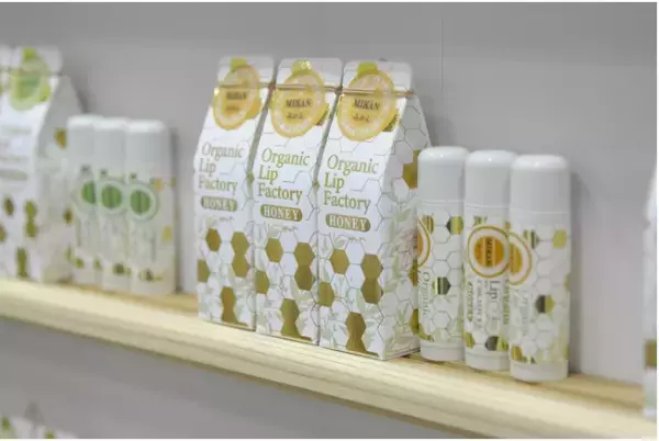 濃厚ハチミツの「リップクリーム」