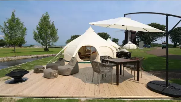 レイクサイドグランピングスポット「STAGEX高島」オープン