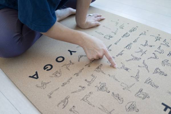 肌に優しいコルク素材のヨガマット「KYOMA」日本上陸プロジェクト実施中