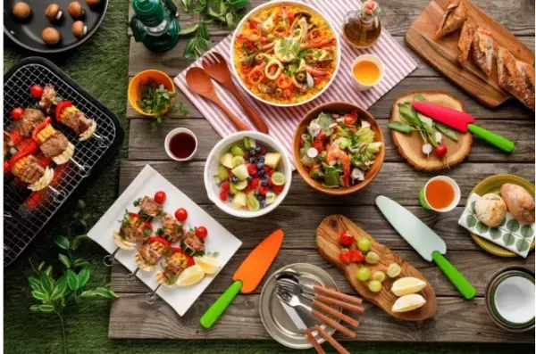 ポップでカラフル「野菜モチーフ」のベジタブルナイフ