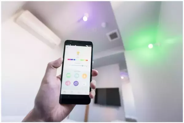 IoT体験を楽しむ「＆AND HOSTEL」が関西初上陸