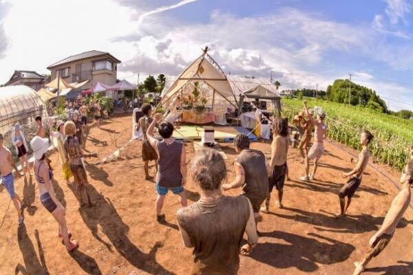 有機野菜畑で泥まみれ！自然を感じる泥フェス「Mud Land Fest 2019」