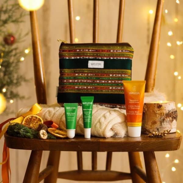 マヤ族の手織りポーチがセットに！ヴェレダのクリスマス限定コフレ