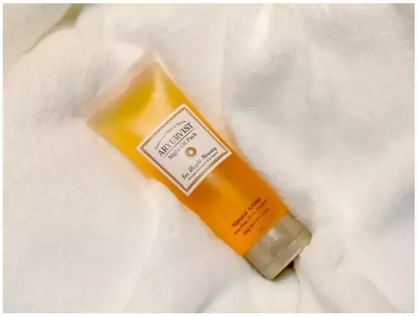 ひと晩で艶肌になれる「オイルパック」が新発売