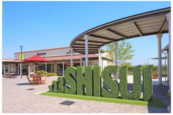 千葉県のアウトレットと「話題の農園リゾート」がコラボ！