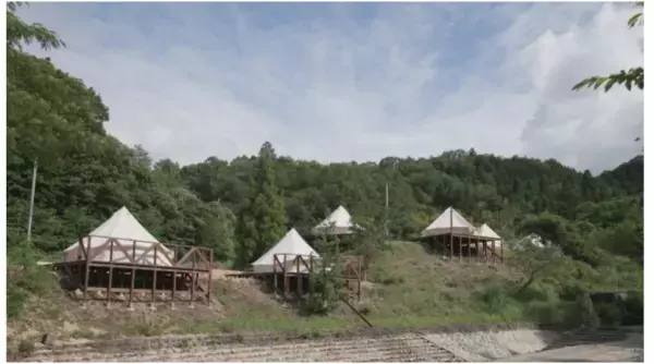 【豊岡市】天然温泉完備のグランピング施設がオープン