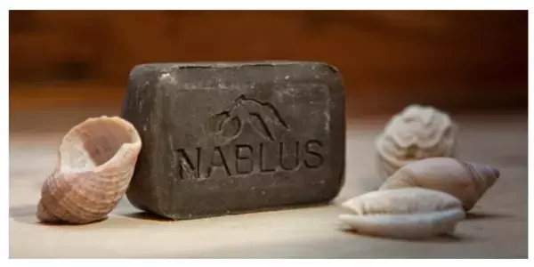 最高ランクの美容オイルとオーガニック石鹸が店頭発売中