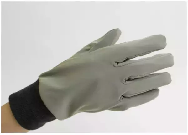 「保湿」機能のあるレディース用撥水グローブが新発売