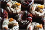 国内初「おつまみ焼きドーナツ」がオンラインで発売開始！