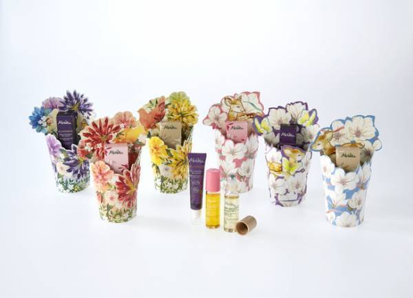 Melvitaロールオンオイルより、心華やぐボタニカルデザイン限定登場