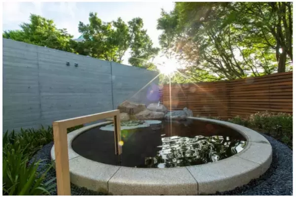 「リソルの森」のグランピングエリアが営業再開