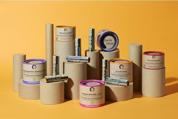 リサイクル可能な再生紙パッケージを採用した仏発ブランド