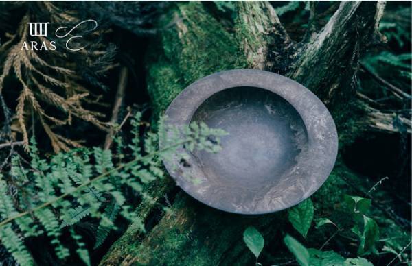 「ARAS」より森を守るサスティナブルコレクション「杉皮シリーズ」誕生