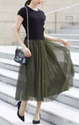 内田理央さんも大絶賛！半袖ニット＆チュールドッキングワンピース