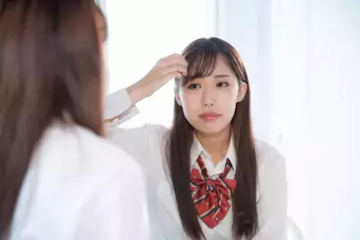 withマスクの「印象チェンジ」は“半顔”がカギ!?「女子高生×ニューノーマルのおしゃれ事情」