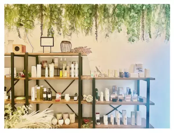 カフェスペース完備でオアシスのようなセレクトショップが広尾にオープン