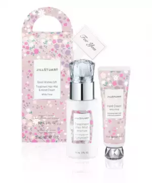 ジルスチュアートから「限定ギフトセット」が登場