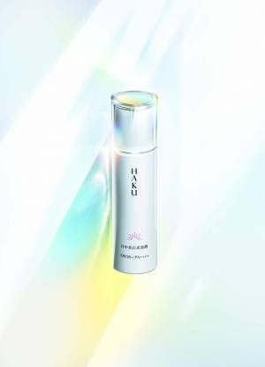 日中の光も味方に。「HAKU」が攻めの日中美白美容液を2022年1月に発売