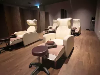 大阪・リーベルホテルのエステサロンGLOW「リフレクソロジー」に特化したサロンをオープン