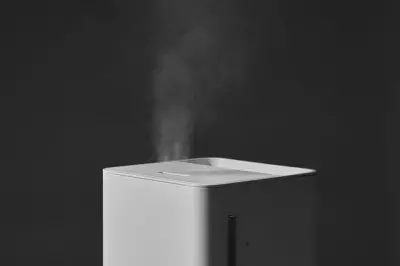 【加湿・消臭・除菌OK】大容量5Lながらコンパクトなデザインと衛生性を叶えた「次亜塩素酸水対応 超音波加湿器」