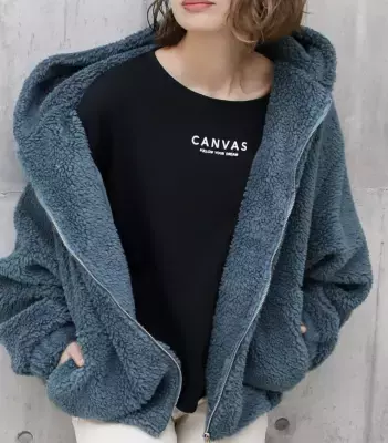 内田理央も大絶賛！羽織るだけで「お洒落さん」になれるサイドスリットビッグロングコート