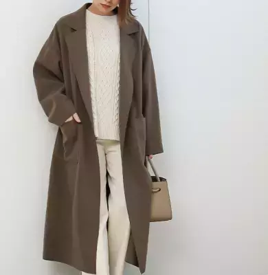 内田理央も大絶賛！羽織るだけで「お洒落さん」になれるサイドスリットビッグロングコート