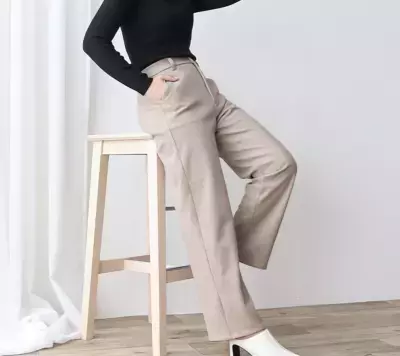 内田理央も大絶賛！羽織るだけで「お洒落さん」になれるサイドスリットビッグロングコート