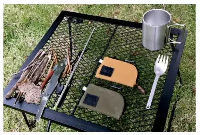 焚き火や料理で火の粉を気にせず手ぶらで過ごせる！ 超軽量耐水ミニ財布【アウトドア UL ミニウォレット】シリーズの キャンプに対応した難燃モデルが8月18日(木)に販売開始