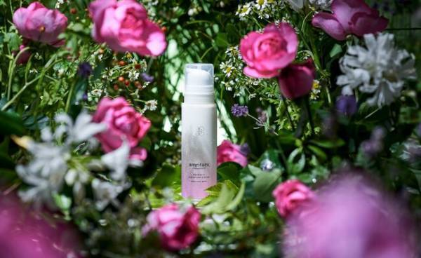 オーガニックローズ約200輪使用！「アムリターラ」人気クレンジングの限定アロマ