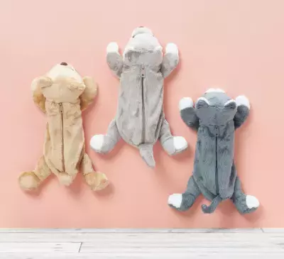 マグネットでペタっと！ちょこんと可愛くおすわり！ ぬいぐるみペンケース『ヌイミー』11月中旬発売